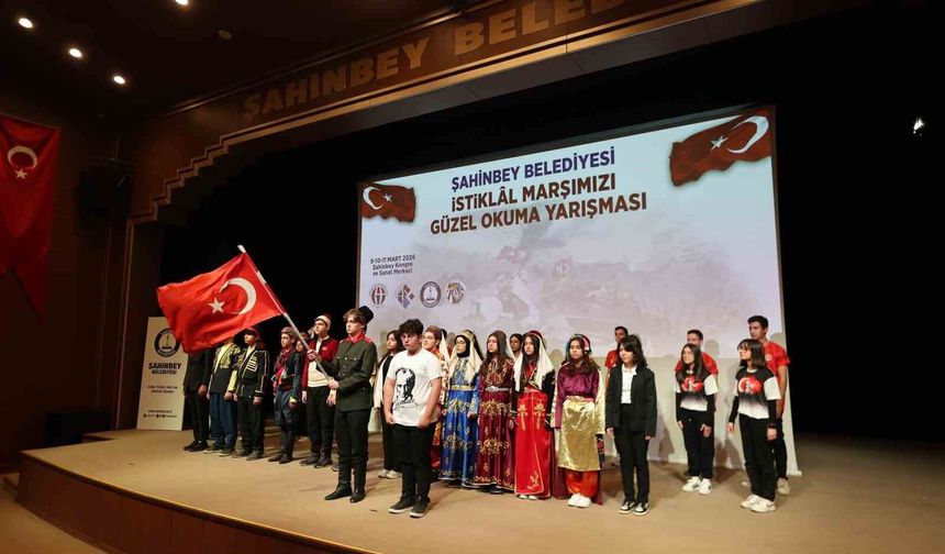 Şahinbeyli öğrenciler İstiklal Marşını en güzel okumak için yarıştı