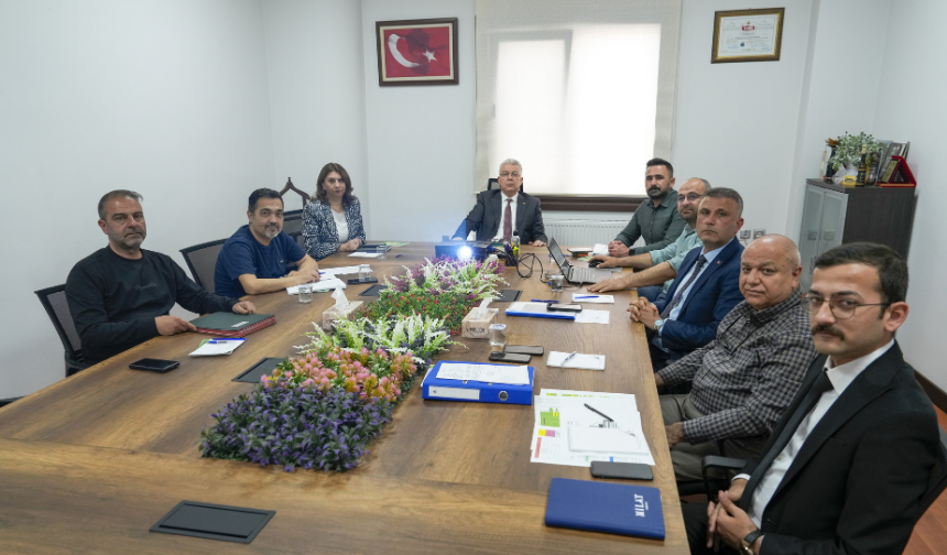 Nizip 2. OSB’de Nisan ayı mesaisi: Sanayi ve yatırım projeleri masaya yatırıldı