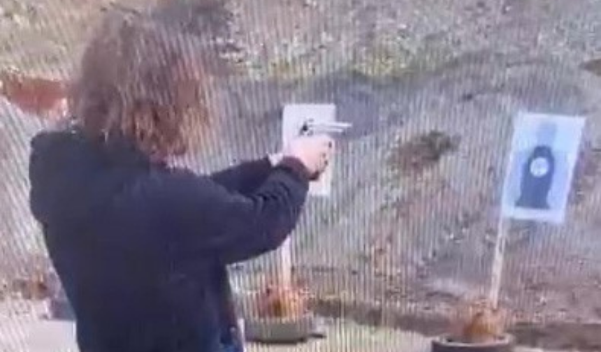 Kahramanmaraş'ta okula saldıran şahsın şok görüntüsü! O anlar kayıt altında...