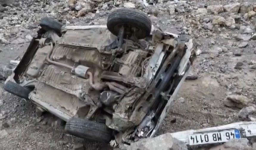 Gaziantep'te otomobil dere yatağına devrildi! Sürücü yaralı...