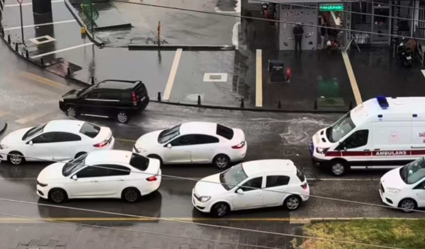 Gaziantep'te kitlenen trafiği otobüs şoförü açtı