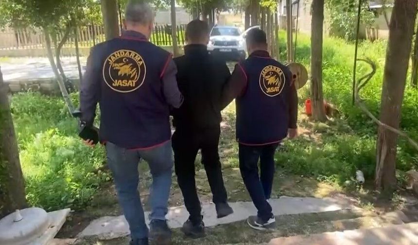 Gaziantep'te kesinleşmiş 40 yıl cezayla aranıyordu! O şahıs saklandığı bağ evinde yakalandı...
