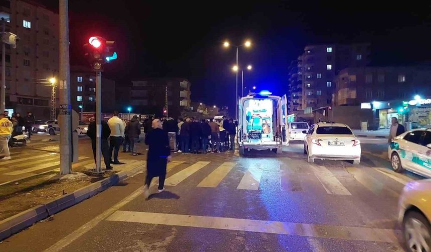 Gaziantep'te 2 motosiklet çarpıştı: 2'si ağır 4 yaralı