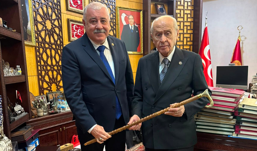 TBMM İdare Amiri MHP Milletvekili Sermet Atay’dan Devlet Bahçeli’ye ziyaret: Yurtdışı görüşmeleri masaya yatırıldı