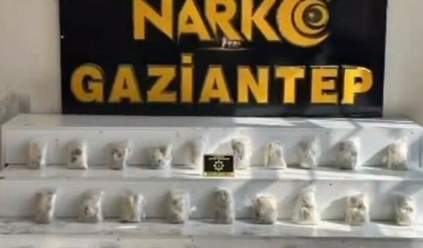 Gaziantep'te 22 kilo uyuşturucu ele geçirildi: 8 şahıs tutuklandı