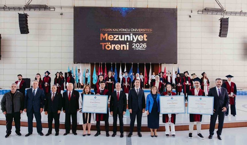 Hasan Kalyoncu Üniversitesi bin 878 öğrencisini mezun etmenin gururunu yaşadı
