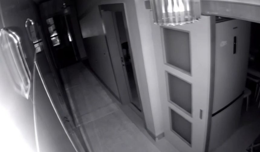 Gaziantep'te deprem anı kamerada