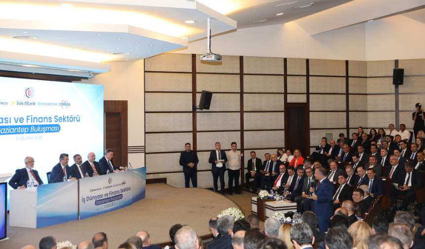 Gaziantep iş dünyası kamu bankalarının genel müdürleriyle buluştu