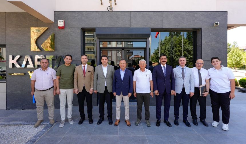 Vali Çeber’den hayırsever iş insanı Kenan Kartal’a ziyaret