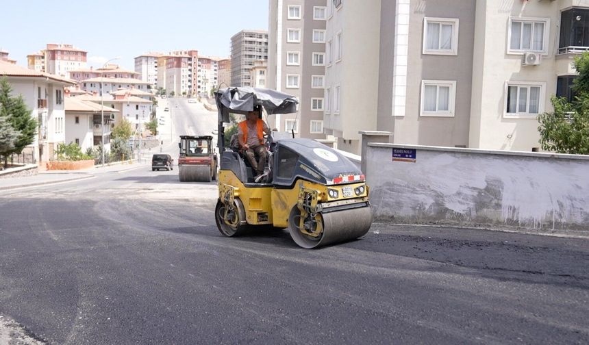 Şehitkamil Çamlıtepe'de yollar yenilendi