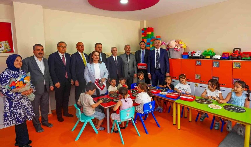 Abdulhamit Gül ve Umut Yılmaz öğrencilerle bir araya geldi