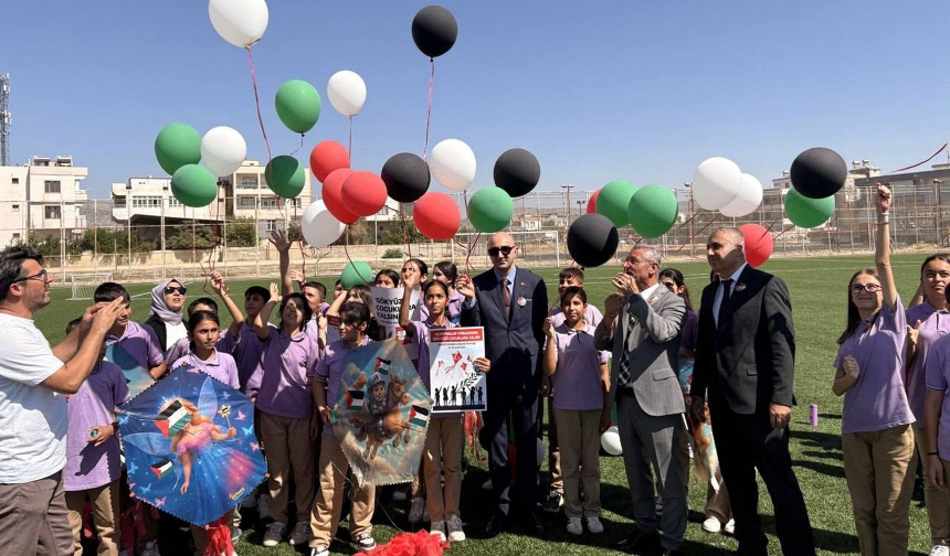 Araban'da uçurtmalar Gazze'deki çocuklar için gökyüzüne yükseldi