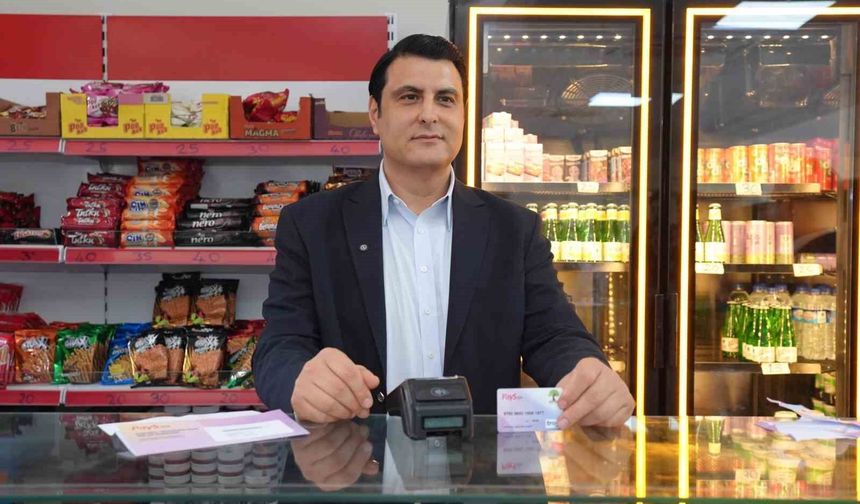 Başkan Yılmaz'dan bir destek de liseli öğrencilere
