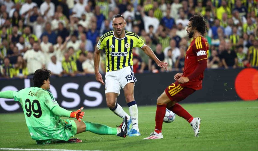 Fenerbahçe, Şampiyonlar Ligi'ne 1 puanla başladı