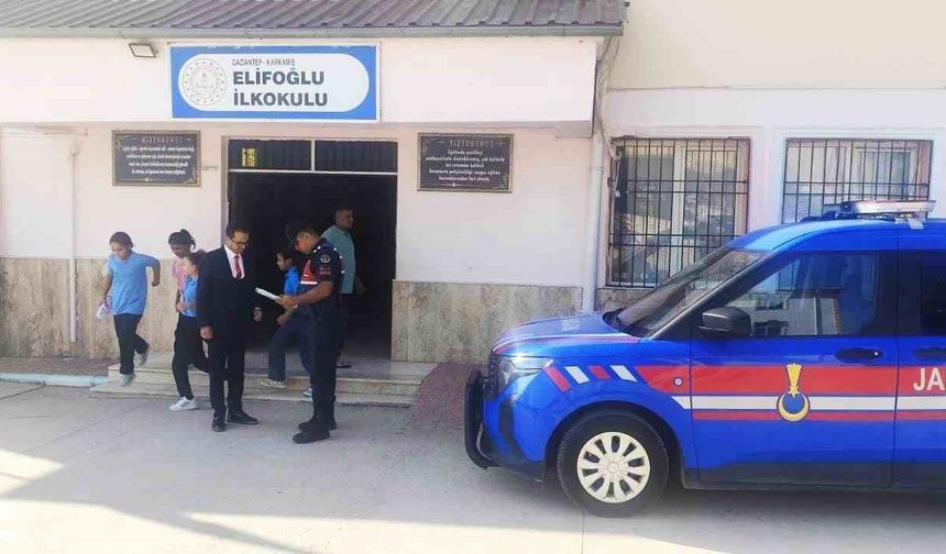 Gaziantep'te jandarmadan okul çevrelerinde yoğun güvenlik önlemleri