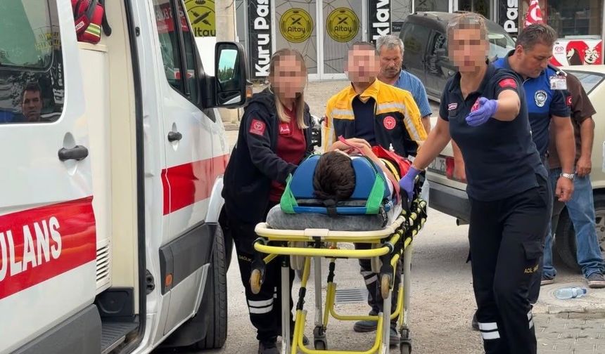 Haber takibi yapan gazetecilere sağlık çalışanlarından 'Eşeğe mi diyoruz, çekmeyin' tepkisi