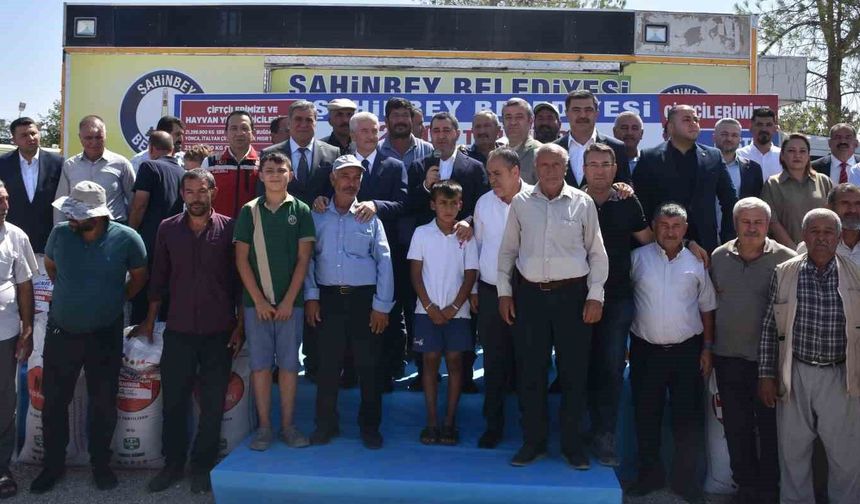Şahinbey'den çiftçilere 2 bin ton gübre desteği