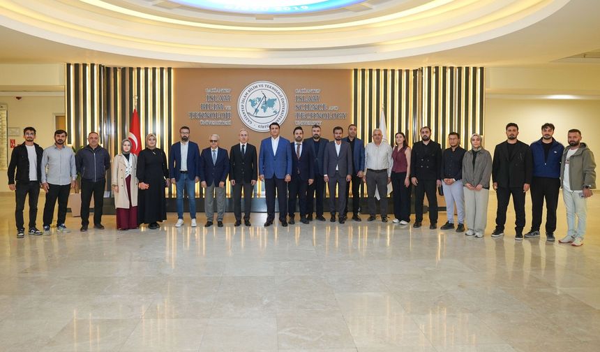 Umut Yılmaz'dan GİBTÜ'ye ziyaret