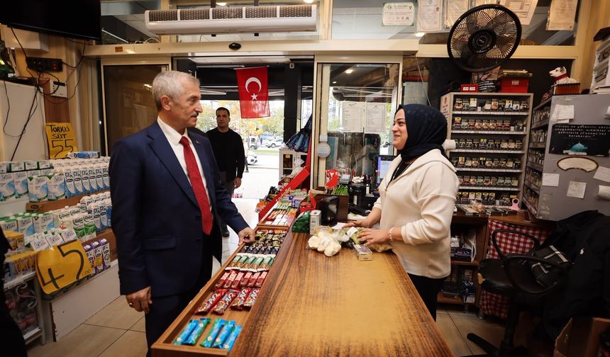 Başkan Tahmazoğlu vatandaşlarla iç içe