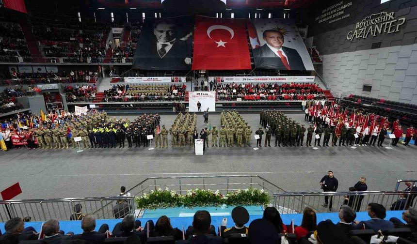 Gaziantep'te Cumhuriyet'in 103'üncü yılı coşkuyla kutlandı