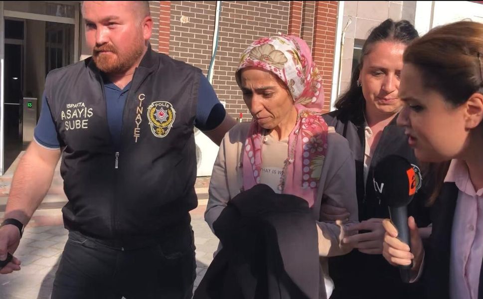 Sesinden rahatsız olduğu 9 yaşındaki üvey oğlunu öldürdüğü 9 yıl sonra ortaya çıktı