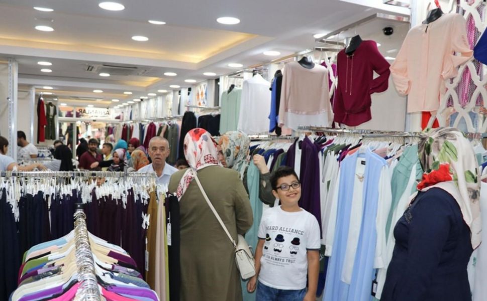 Gaziantep’in tarihi çarşılarında bayram hareketliliği başladı