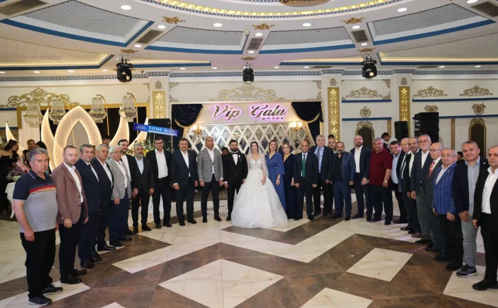 Teke Ailesinin Mutlu Günü: İş, Siyaset, Spor ve Medya Dünyası Bu Düğünde Buluştu