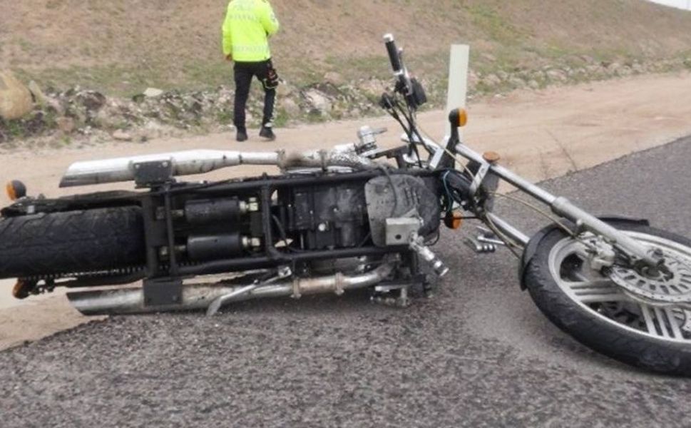 Gaziantep'te yayaya çarpan motosikletin sürücüsü hayatını kaybetti