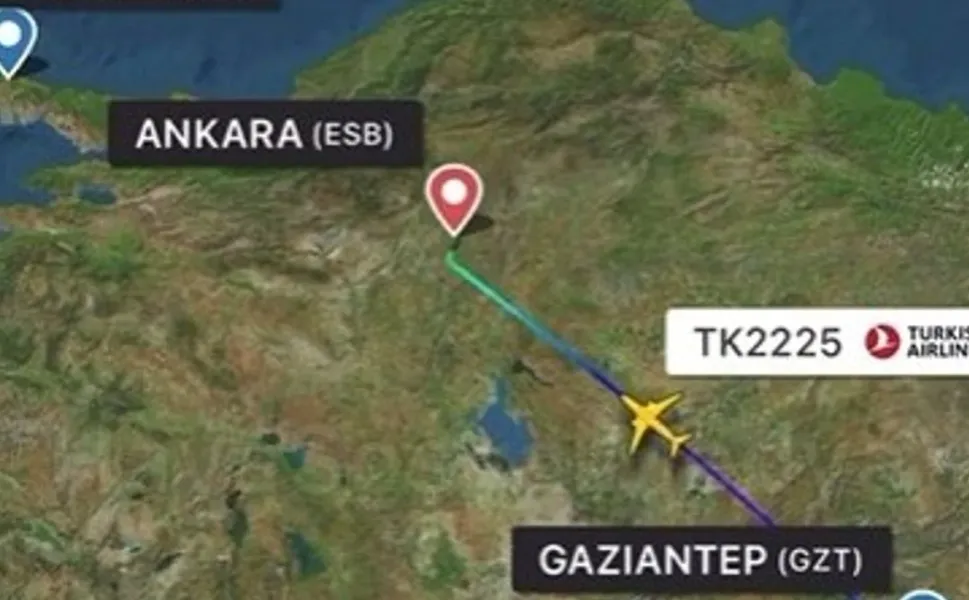 Gaziantep uçağında yangın paniği: Uçak Ankara’ya divert etti