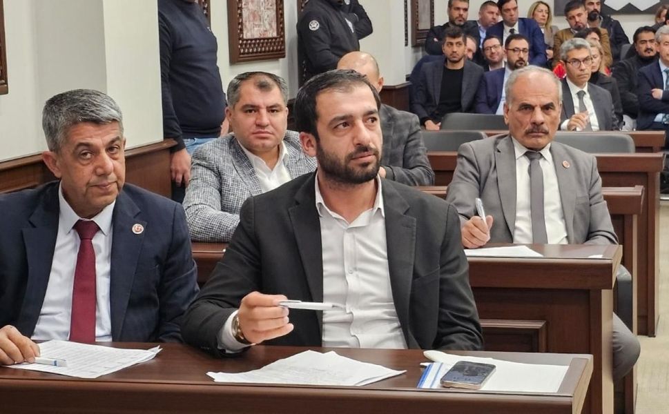 Şehitkamil Meclisi’nde kilit parti Yeniden Refah oldu