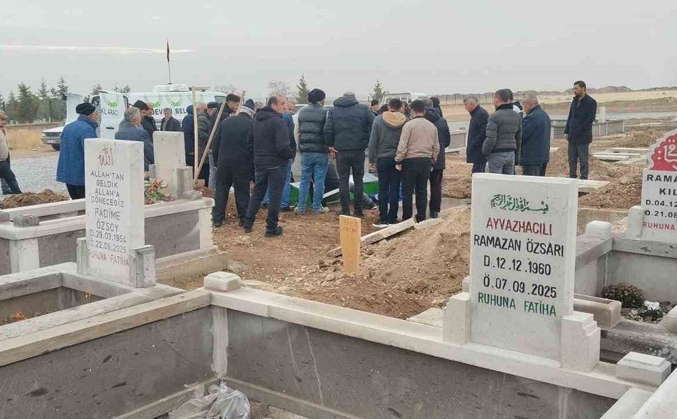 Gaziantep'te boşandığı eşi tarafından öldürülen kadın Kayseri'de toprağa verildi
