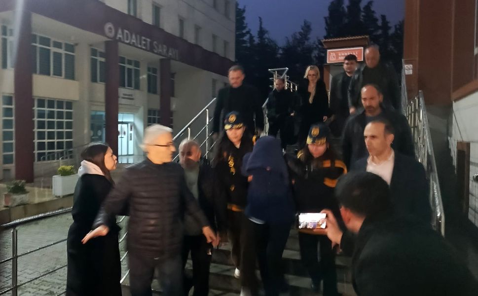 Güllü'nün kızı annesini öldürme suçlamasıyla tutuklandı