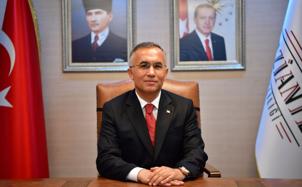 Vali Kemal Çeber'den Gaziantep’e Gazilik unvanı verilişinin 105. yıl dönümü mesajı