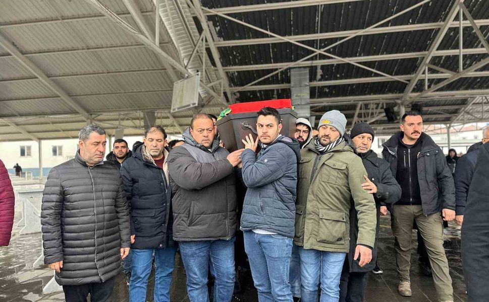 Almanya'da öldürülen tren görevlisi Serkan Çalar Gaziantep'te defnedildi