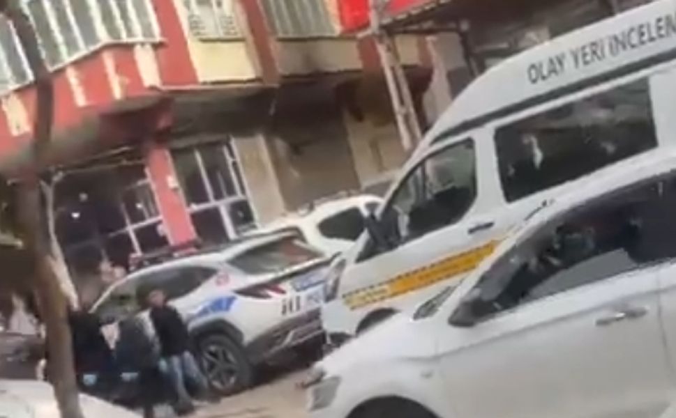 Gaziantep'te kuyumcu soygunu! Yarım kilo altın çaldılar...