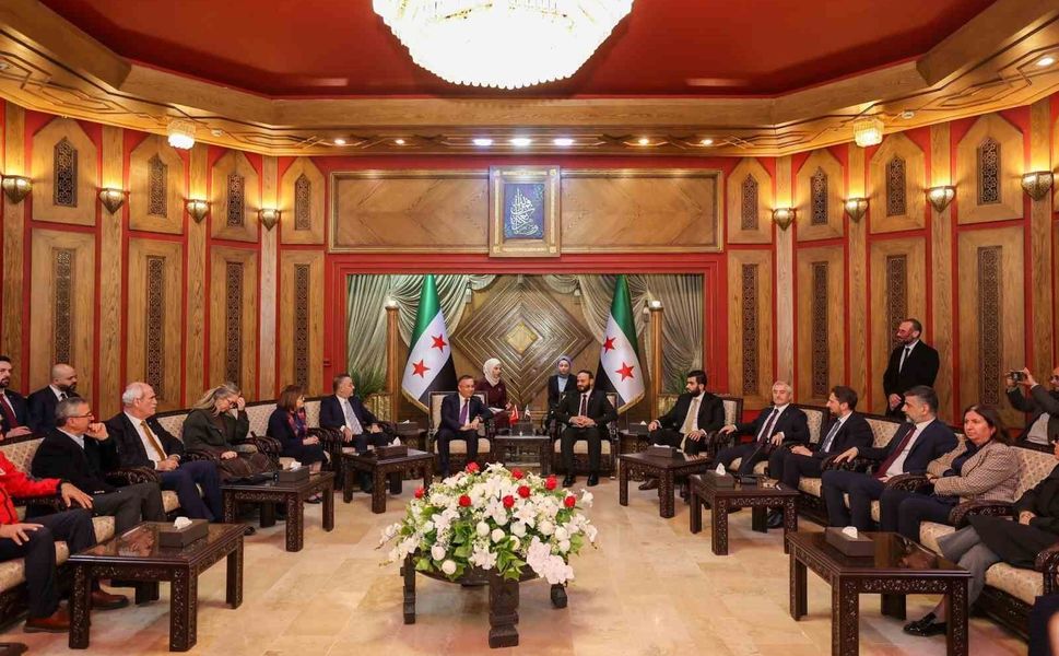 Gaziantep Büyükşehir'den Halep'e yeşil alan ve ulaşım desteği