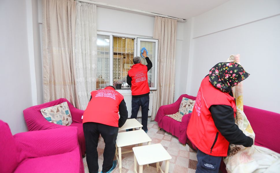 Gaziantep Büyükşehir’den Ramazan öncesi yaşlı ve engellilere kapsamlı destek