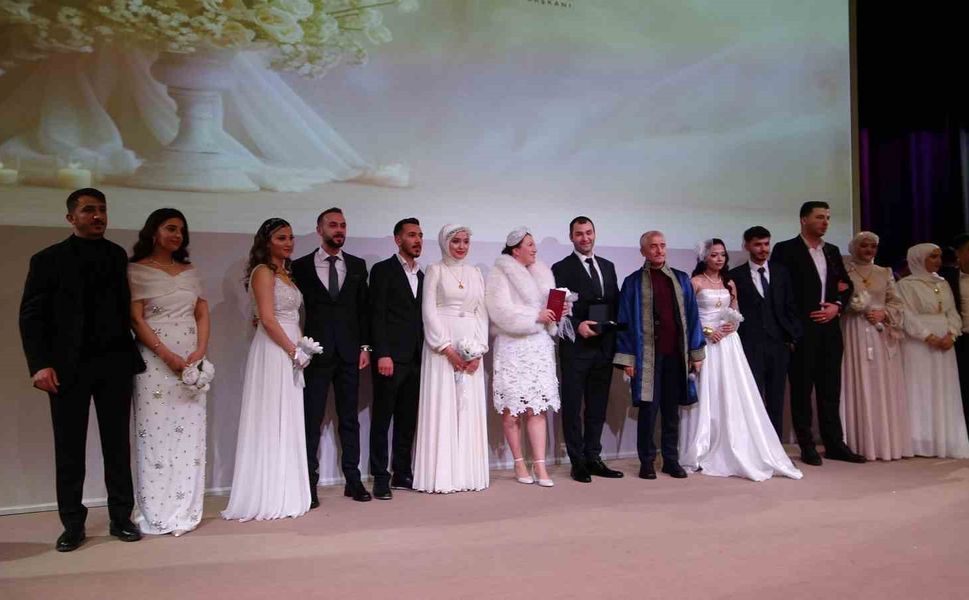 Gaziantep'te 14 Şubat'ta 62 çift evliliğe 'Evet' dedi