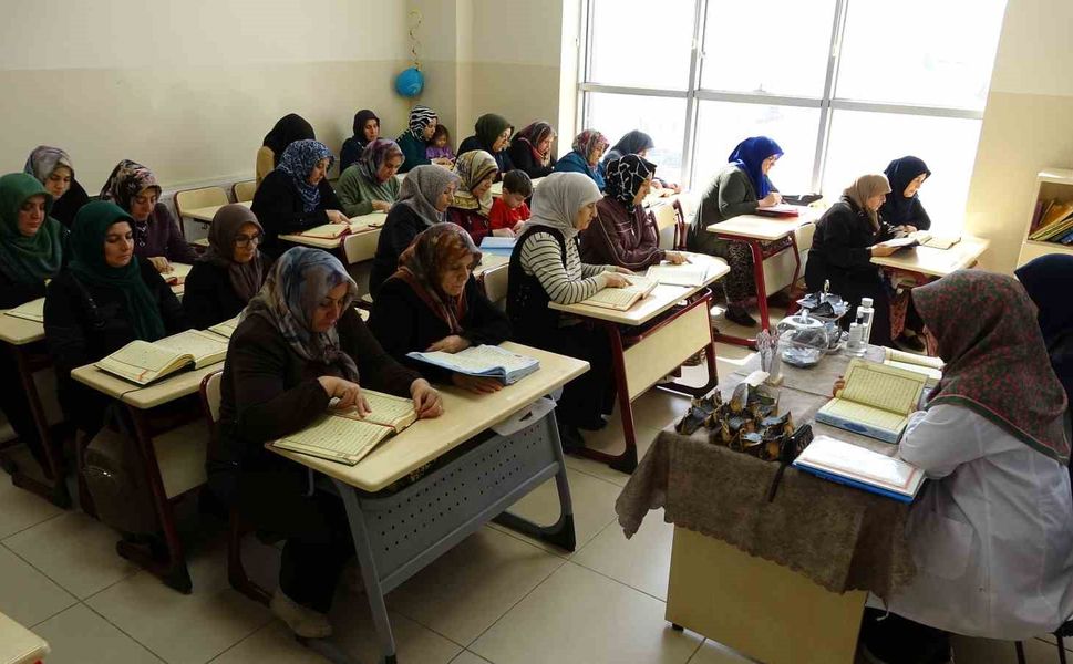 Gaziantep'te kadınlardan mukabele geleneğine yoğun ilgi