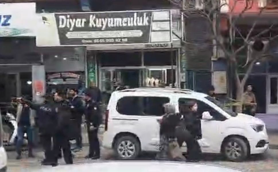 Gaziantep'te silahlı, maskeli kuyumcu soygununda flaş gelişme! 2 soyguncu yakalandı
