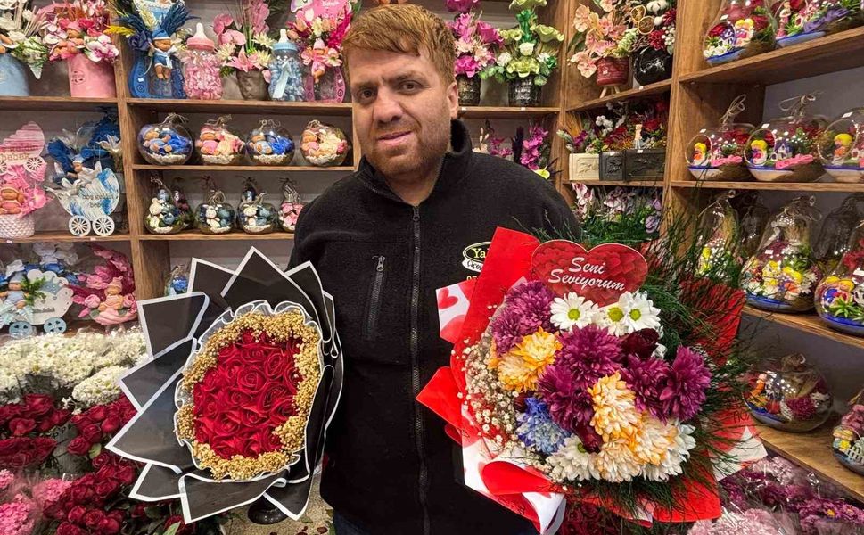 Gaziantep'teki çiçekçilerde 14 Şubat yoğunluğu