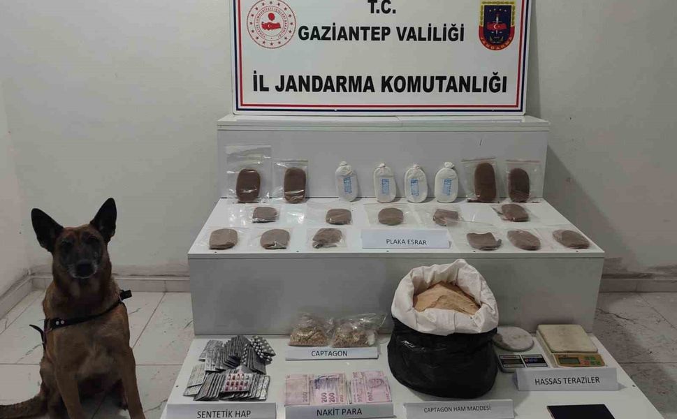 Gaziantep'te jandarmadan uyuşturucu ve kaçakçılık operasyonu: 10 şahıs tutuklandı