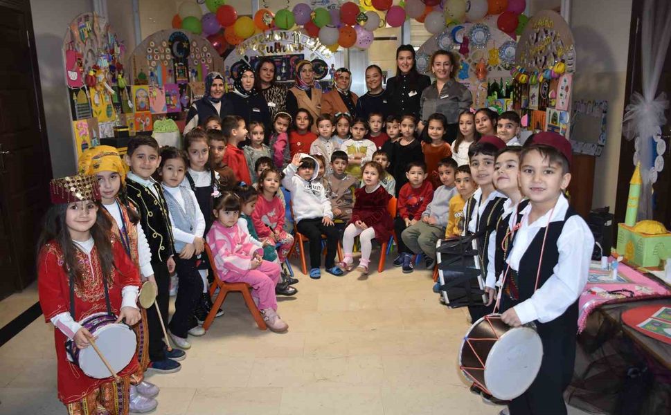 Miniklerin 'Hoş Geldin Ramazan' etkinliği göz doldurdu