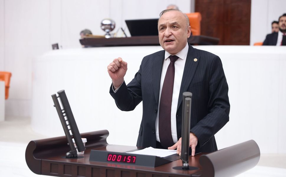 CHP’li Meriç’ten vize engeline karşı kanun teklifi