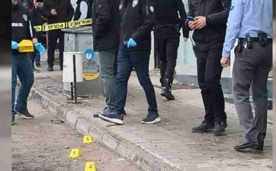 Gaziantep'te korku dolu anlar! Banka şubesine silahlı saldırı...