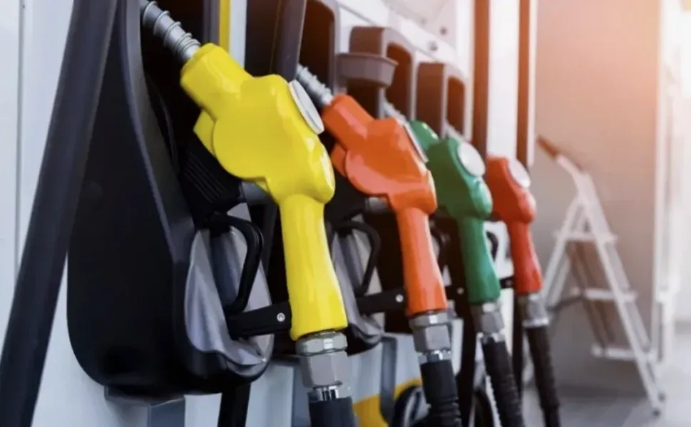 Benzine ve motorine (mazot) zam var mı? Benzin ve motorin fiyatı ne kadar?