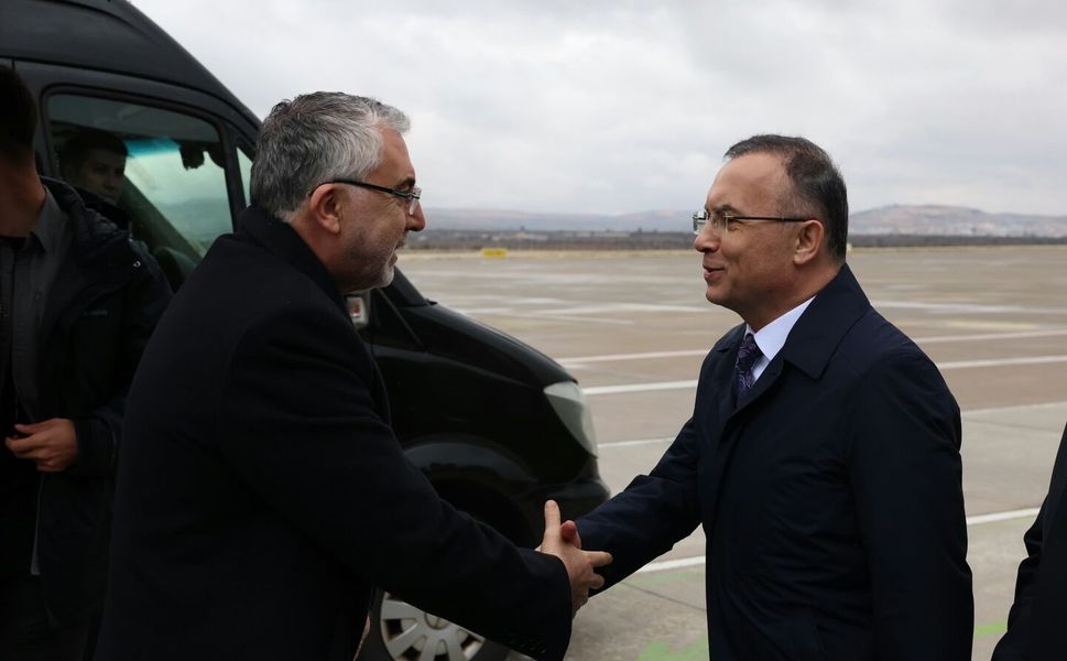 Bakan Işıkhan Gaziantep'e geldi! İşte geliş nedeni...