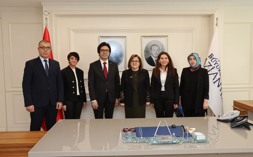 Gaziantep Büyükşehir’den doğum sürecine ebe eşliği modeli