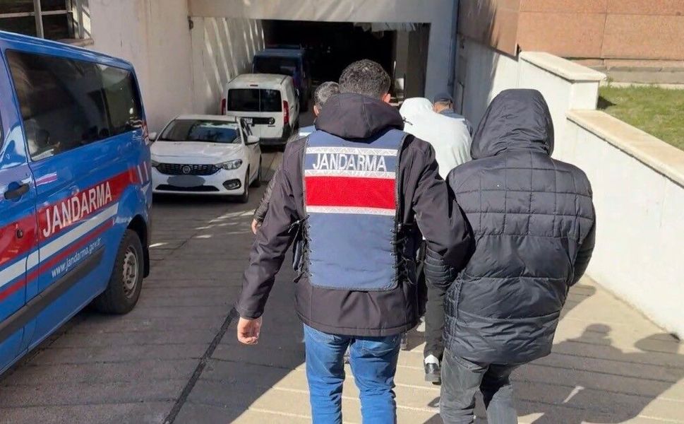 Gaziantep merkezli 8 ilde nitelikli dolandırıcılık operasyonu: 14 tutuklama