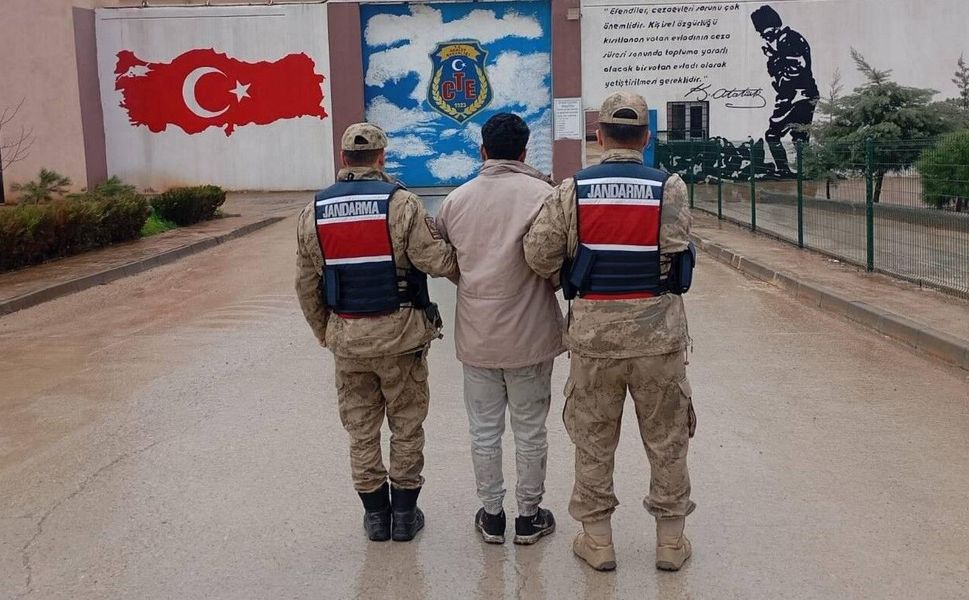 Gaziantep'te 13 yıl kesinleşmiş hapis cezasıyla aranan şahıs yakalandı